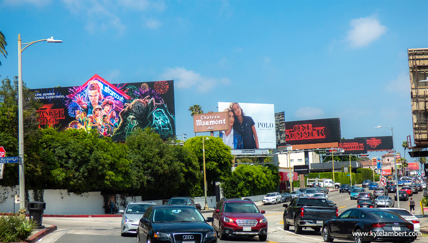 Stranger Things 3 - Billboard Sunset Strip